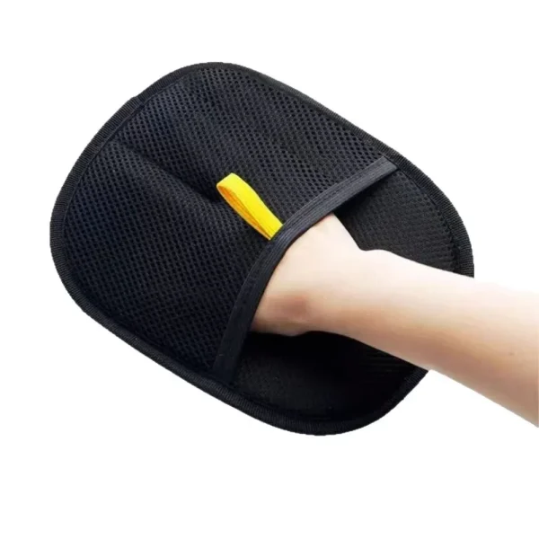 Pet Grooming Gloves Dog Grooming Equipment Anti-static Pet Hair Removal Brushes for Cats and Dogs on Clothes Sofas Carpets Etc.